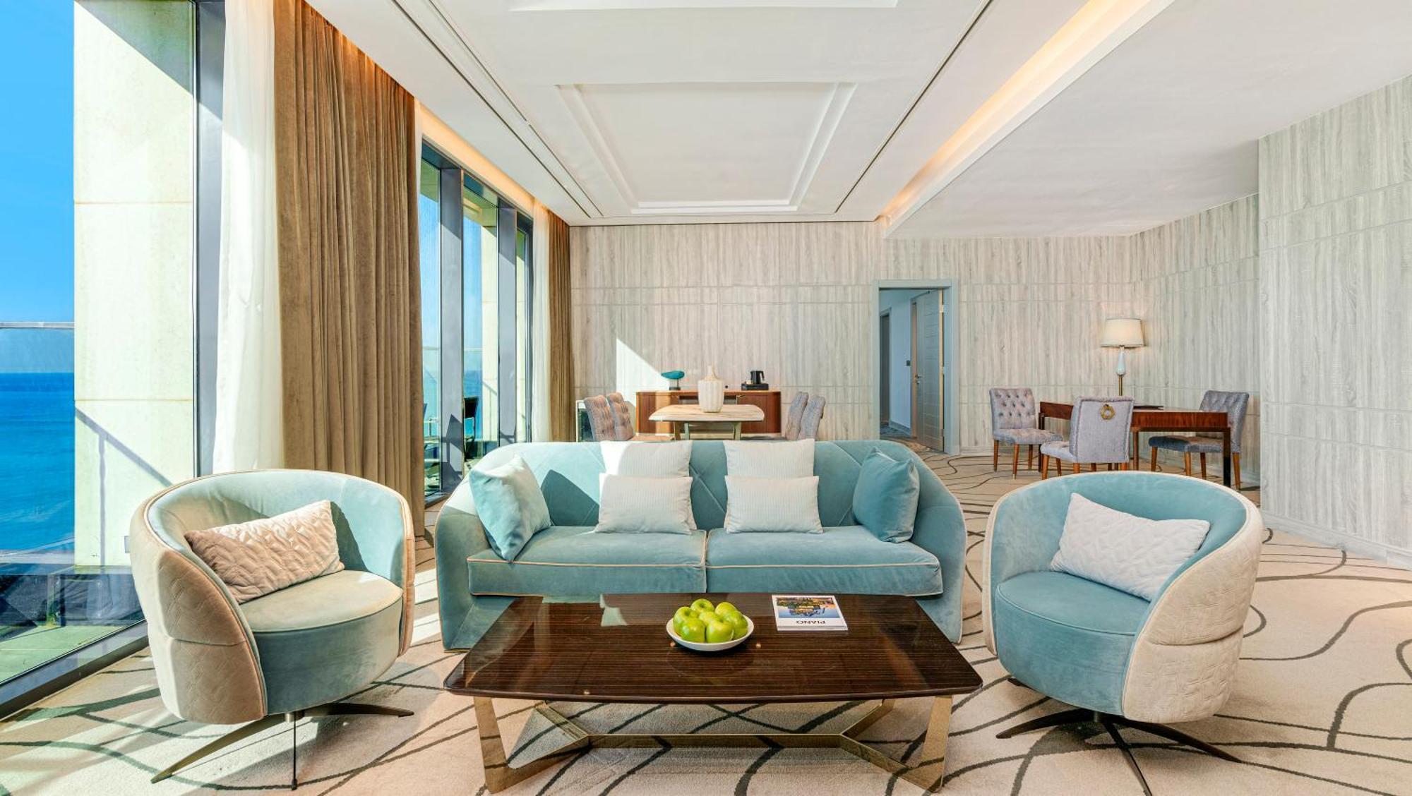 Rixos Premium Alamein 엘 알라메인 객실 사진 A suite at the Atlantis, The Royal