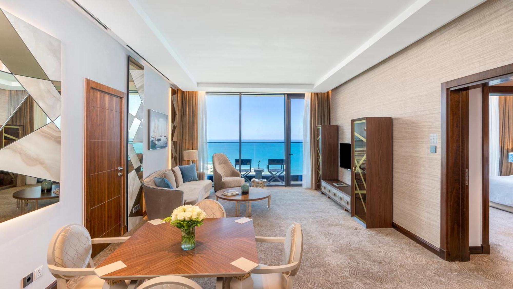 Rixos Premium Alamein 엘 알라메인 객실 사진 A suite at the hotel